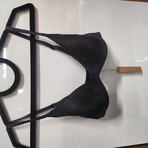 SKIMS Weithless Scoop Bra With Under Wire, Size 34B Color Onyx (Black) - Picture 2 of 9